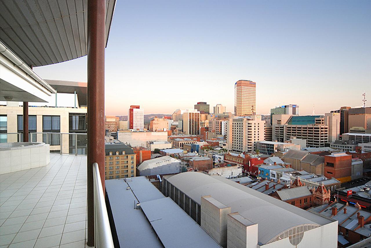 La Loft Apartments North Terrace Adelaide Eksteriør billede