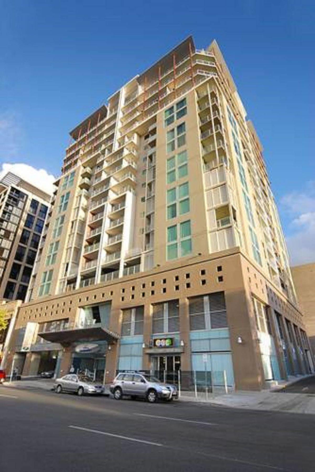 La Loft Apartments North Terrace Adelaide Eksteriør billede